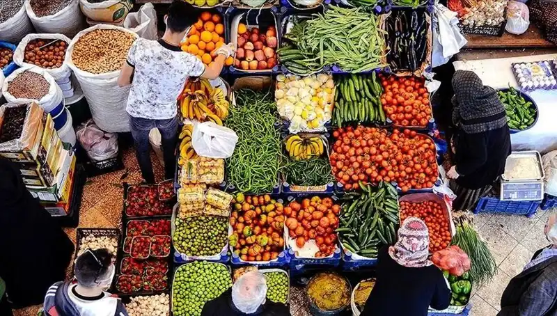 Marketlerdeki Gıda Güvenliği Alarm Veriyor: 155 Üründen 61'inde Pestisit Tespit Edildi
