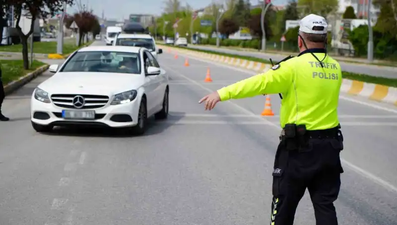 2025 Yılı Trafik Cezaları: Cezalar Artıyor, Ne Kadar Olacak?
