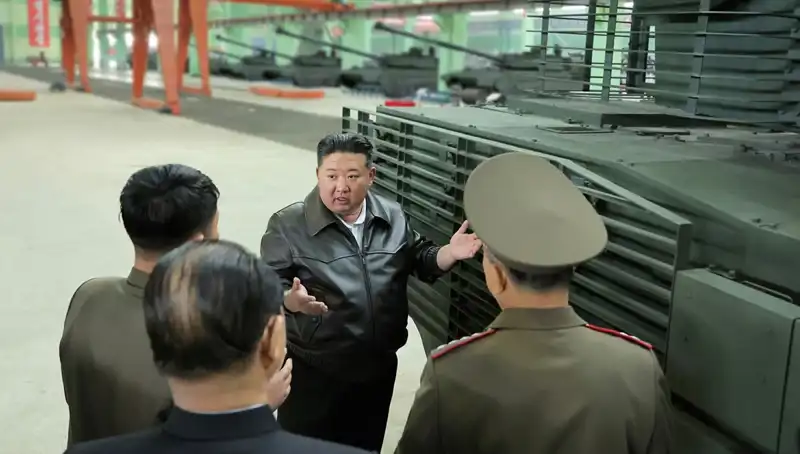 Kuzey Kore Lideri Kim Jong-un'dan Çarpıcı "Modern Savaş" Çağrısı
