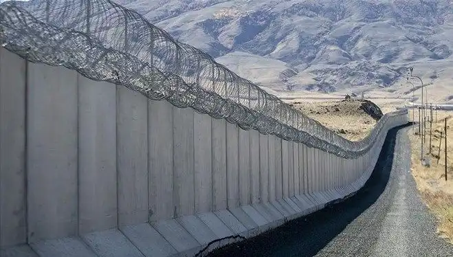 Edirne-Yunanistan Sınırında Yeni Duvar: Göç İdaresi’nden Açıklama Geldi