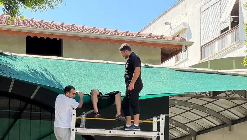 Dengesini Kaybeden Genç Balkonun Kenarından Düştü: Detaylar Şok Edici!