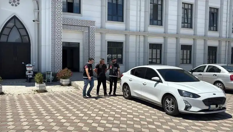 Kocaeli'de Şok Cinayet: Katil Zanlısı Şeytanı Pervane Etti!