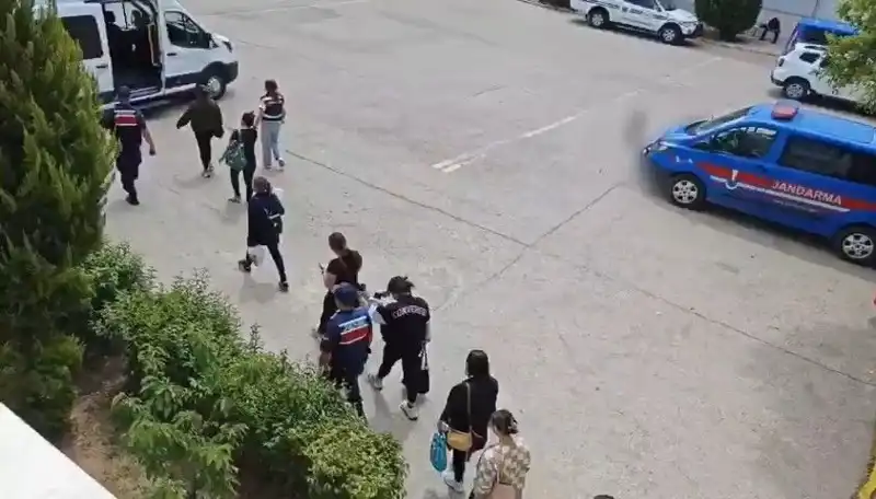 Taylandlı Kadınlara Çalışma İzni Vaadiyle Fuhuş Ağına Düşenler