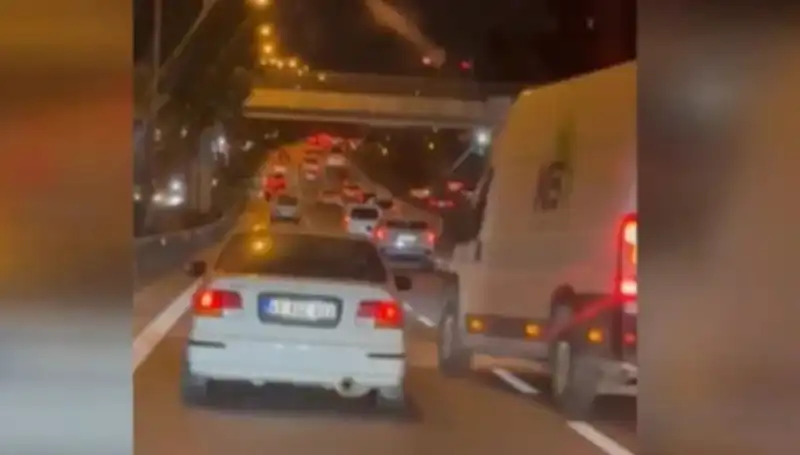 Tuzla’da Makas Terörü: Kaçan Sürücü Yakalandı ve Tutuklandı