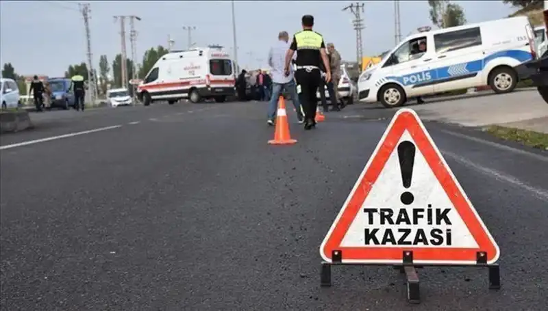 Tekirdağ'da Feci Kaza! Kontrolden Çıkan Araç Bariyere Çarptı, Hayatını Kaybeden Var