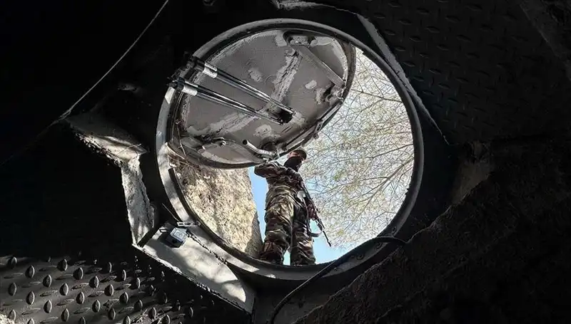 Suriye'de Esad'ın Kardeşine Ait Gizemli Oda ve Tüneller Keşfedildi