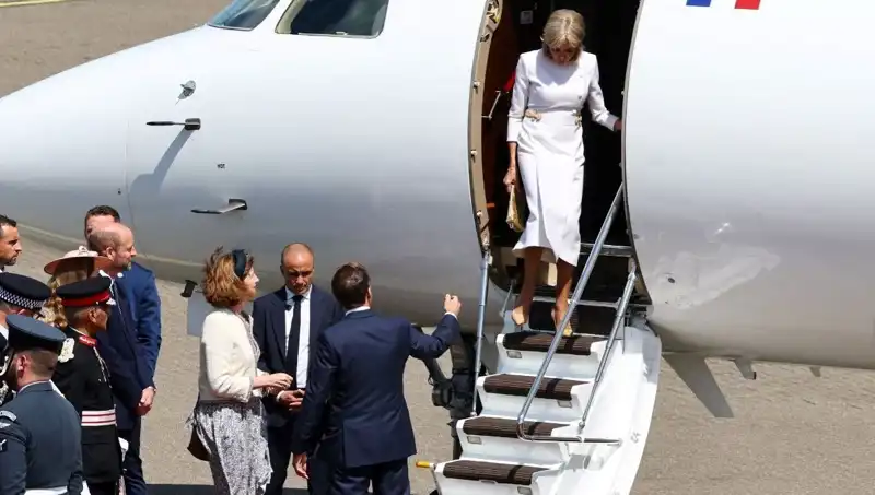 Macron Çiftinde Yeni Bir Kriz: Görünmezlik Oyunları Sürüyor!