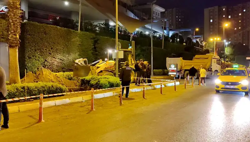 Küçükçekmece'de Doğal Gaz Borusunda Paniğe Neden Olan Olayın Seçkin Gelişmeleri