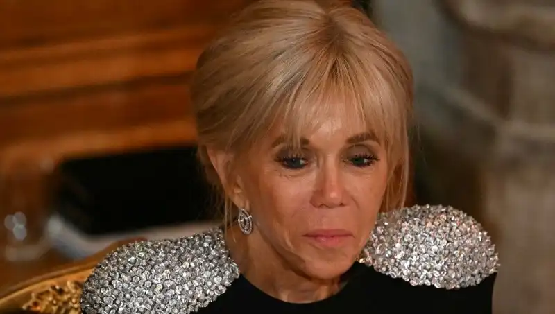 First Lady Davası: "Erkek Olarak Doğdu" Söylemi ile Beraat Kararı