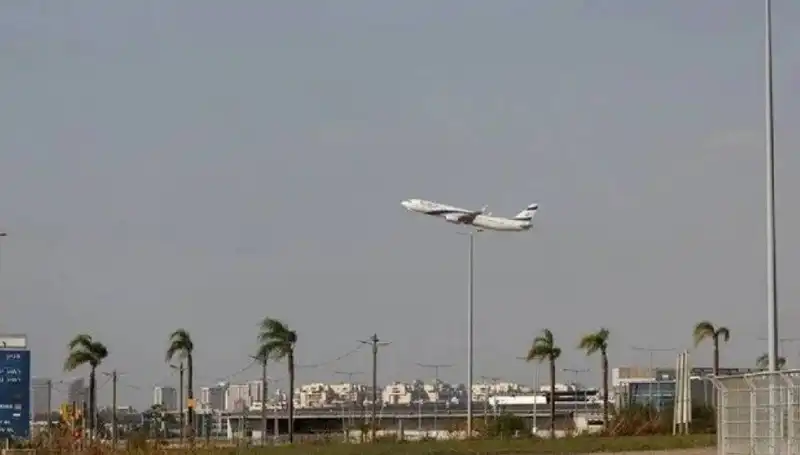 Yemenli Husiler İki Farklı Hedefle Ben Gurion Havalimanı'nı Vurdu
