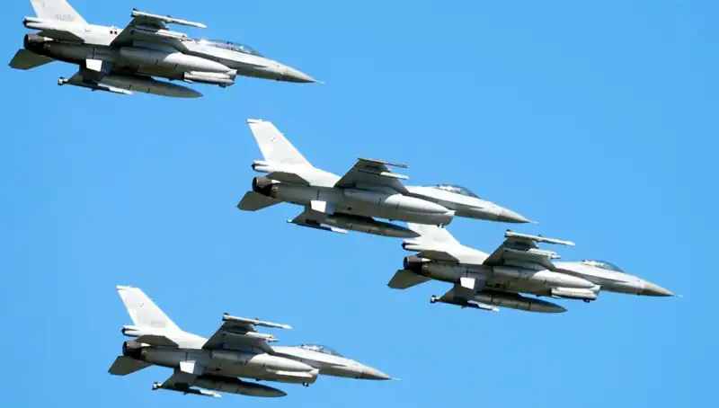 ABD’den Ukrayna’ya 310 Milyon Dolarlık F-16 Eğitim Projesi Başlatıldı