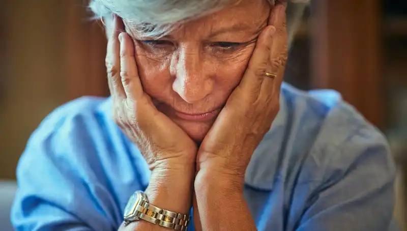 40’lı Yaşlarda Alzheimer Teşhisi: Stresin Gizli Kötü Etkileri