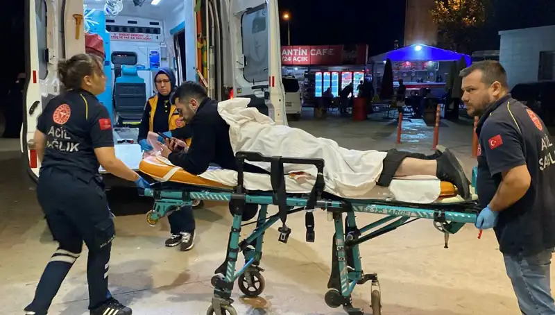 Kavga Eden Çiftçi Uyardı, Bacağından Bıçakla Yaralandı!