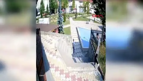 Kastamonu’da Muhtarın Uyardığı Şahıs Tarafından Bıçaklanması Olayı Korkuttu