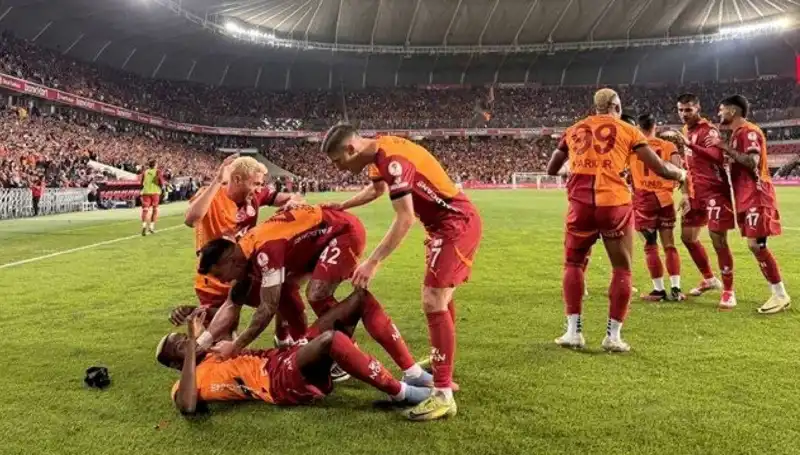 Kıran Kırana Pazarlık: Spor Dünyasında 2025 Transfer Dönemi Ne Getirecek?