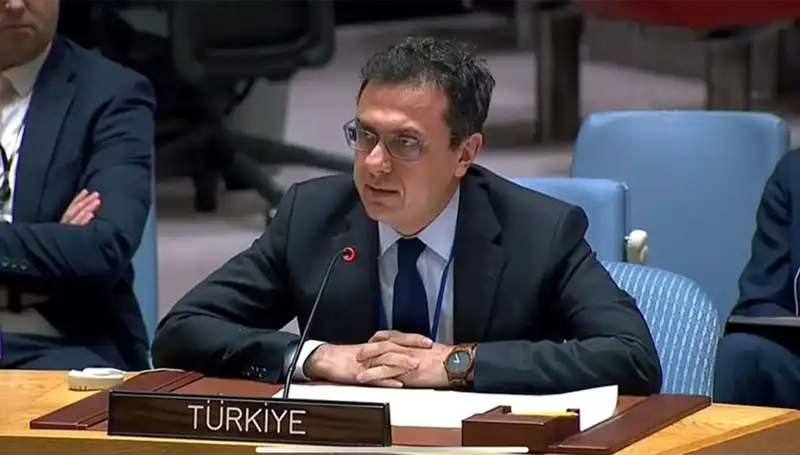 Suriye'deki Hava Saldırıları: İsrail'den Durum Değerlendirmesi ve Yansımaları