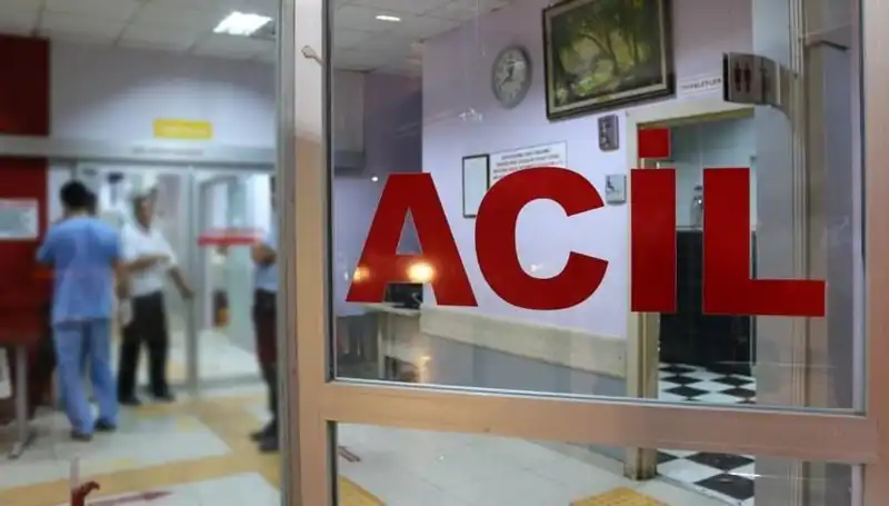Burdur’da Bıçaklı Kavga: Sokaklar Kan Gölüne Döndü, Bir Kişi Ağır Yaralı!