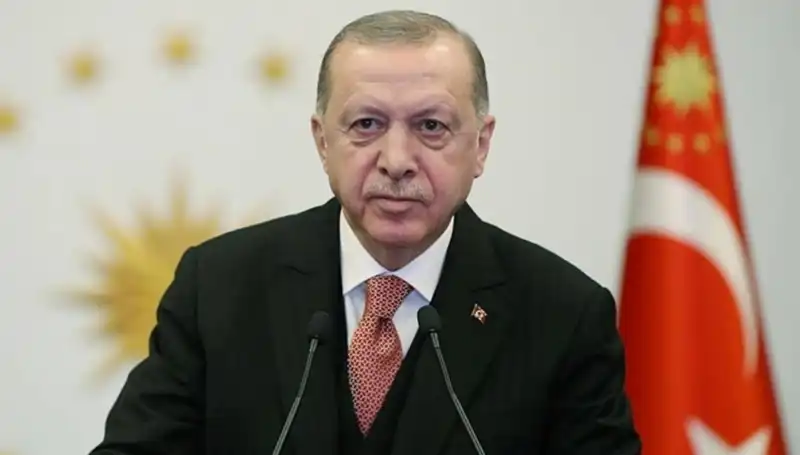 Türkiye'nin Uluslararası Rolü: Erdoğan NATO Zirvesi'nde Ne Konuşacak?