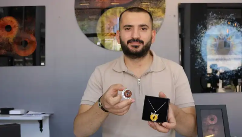 Fotoğraf Sanatıyla Takı ve Tablo Üretimi: Işık ve Renklerin Dönüşümü