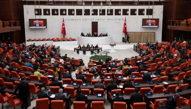 Türkiye’nin 10. Yargı Paketi Meclis’ten Geçti: Adalet Sisteminde Devrim Mi Geliyor?