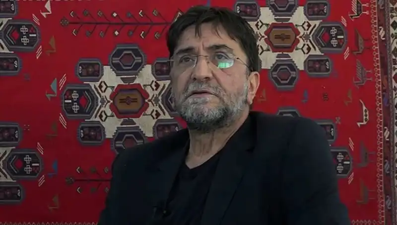 Gazeteci Nihat Genç Hayatını Kaybetti: Medya Dünyasında Derin Bir Yarayı Geride Bıraktı