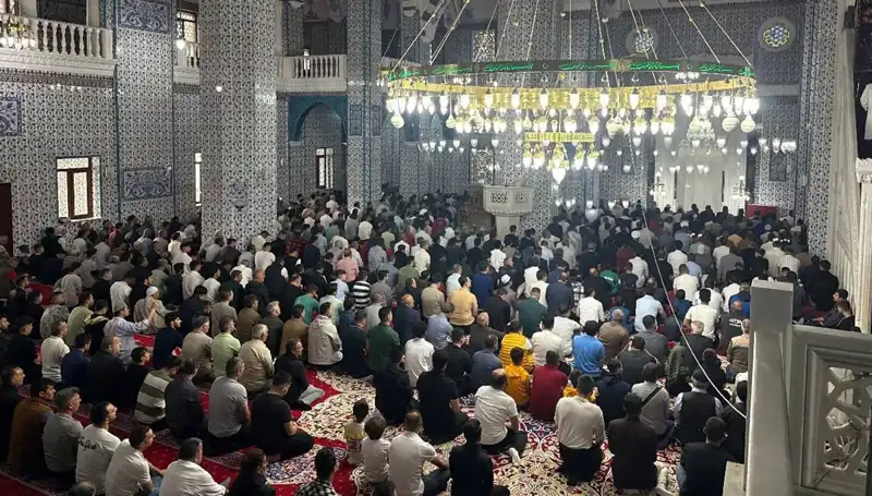 Iğdır'da İlk Bayram Namazı Coşkuyla Kılındı: İlgili Detaylar