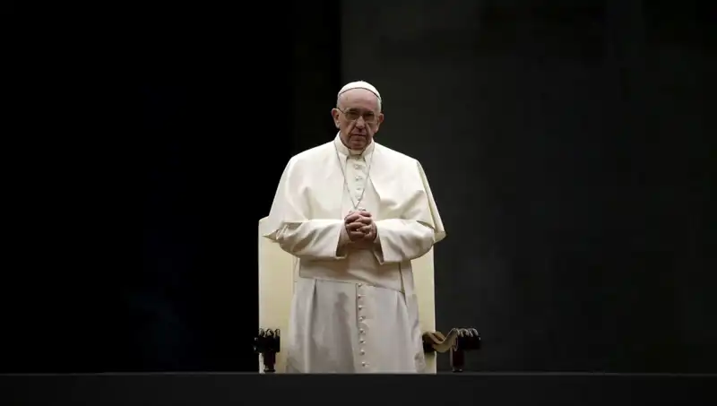 Francis: Kapıcılıktan Vatikan'a Yükselen İlklerin Papası