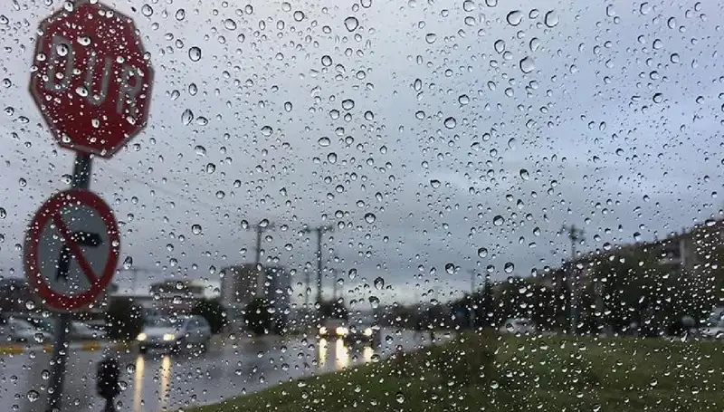 Meteoroloji’den Kritik Uyarı: 20 İlde Sağanak Yağış ve Sıcaklık Düşüşü Bekleniyor